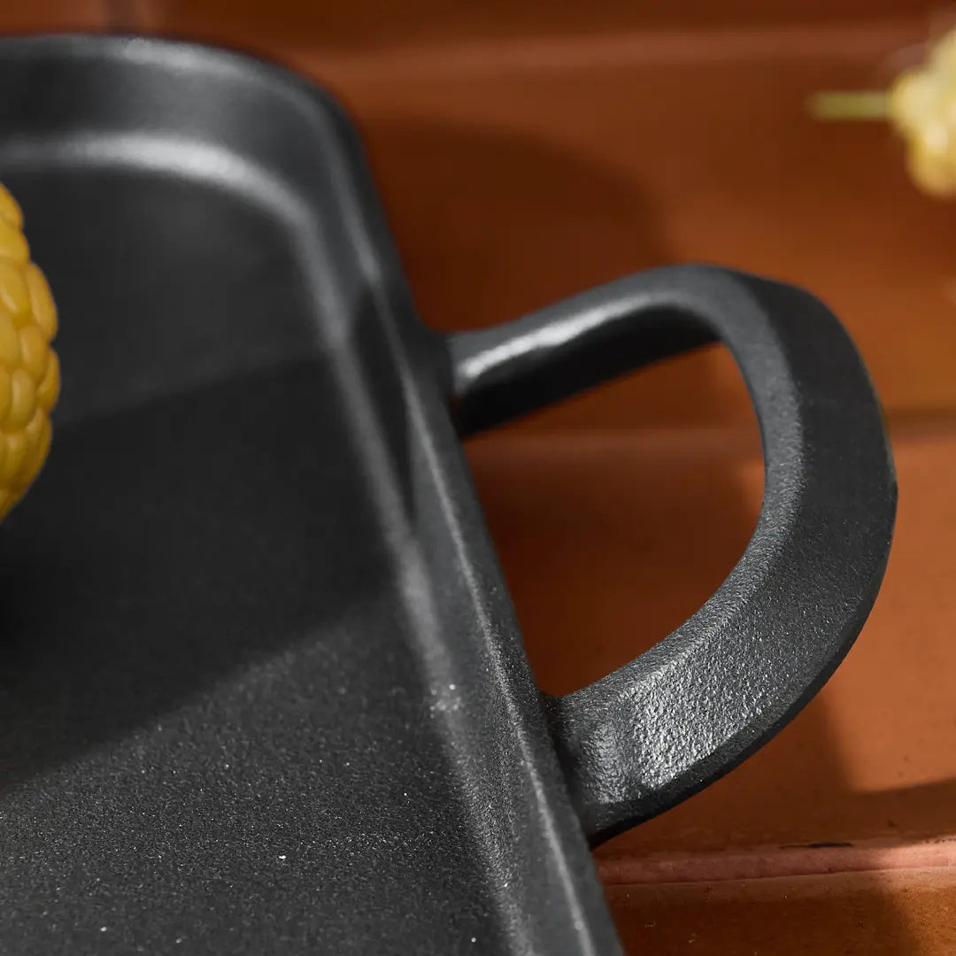 Wolstead Ember Triple Seasoned Cast Iron Griddle 46x26cm | Induction, BBQ & Oven Safe