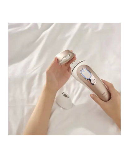 Braun Skin i-Expert 7 IPL Hair Removal Device | SkinPro 2.0 Sensor | 400,000 Flashes SSP