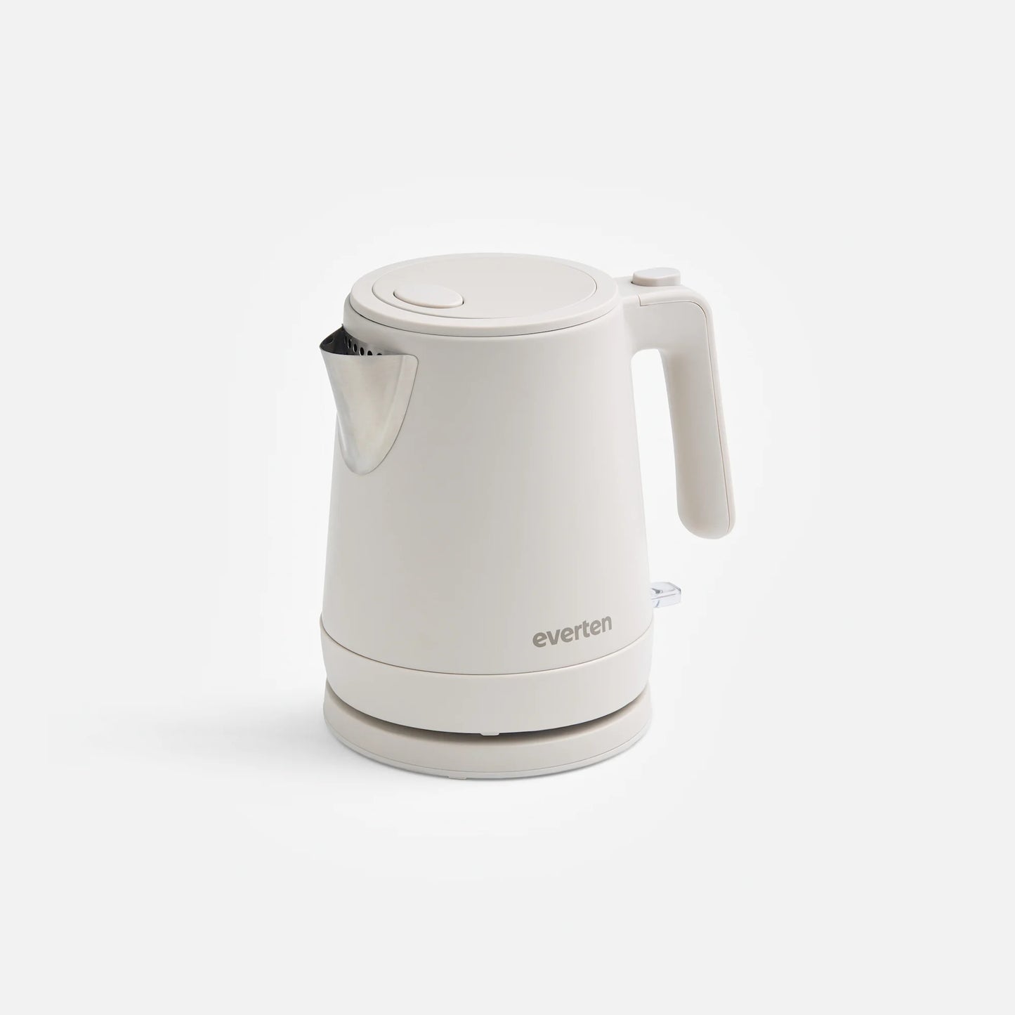 White electric kettle with 'everten' branding on a white background