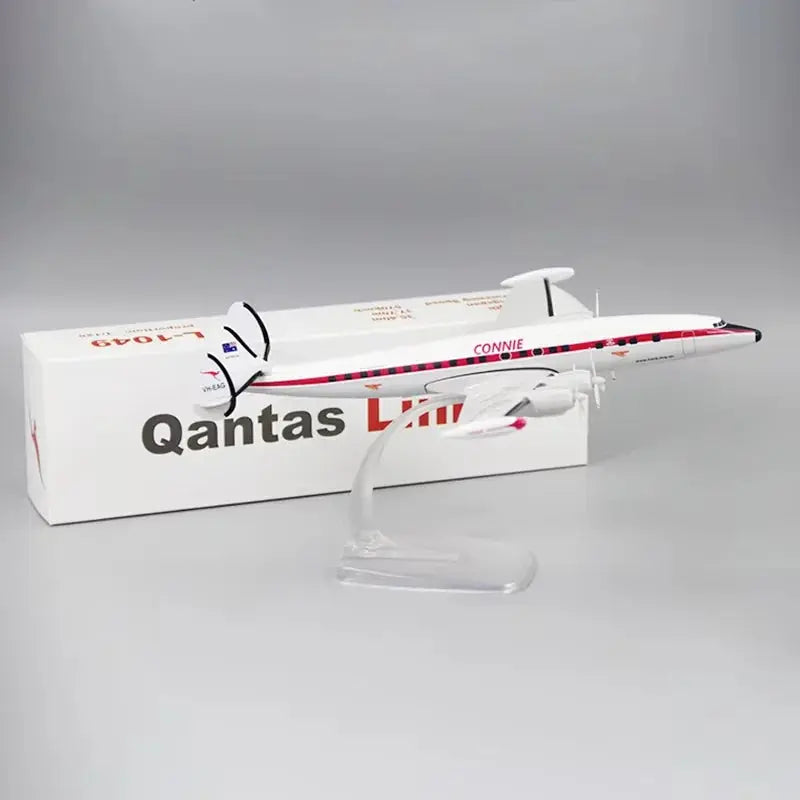 Qantas Connie Super Constellation L-1049 Scale Model 1:125 – 29cm ABS Display Collectible | Av8store.com.au AEX