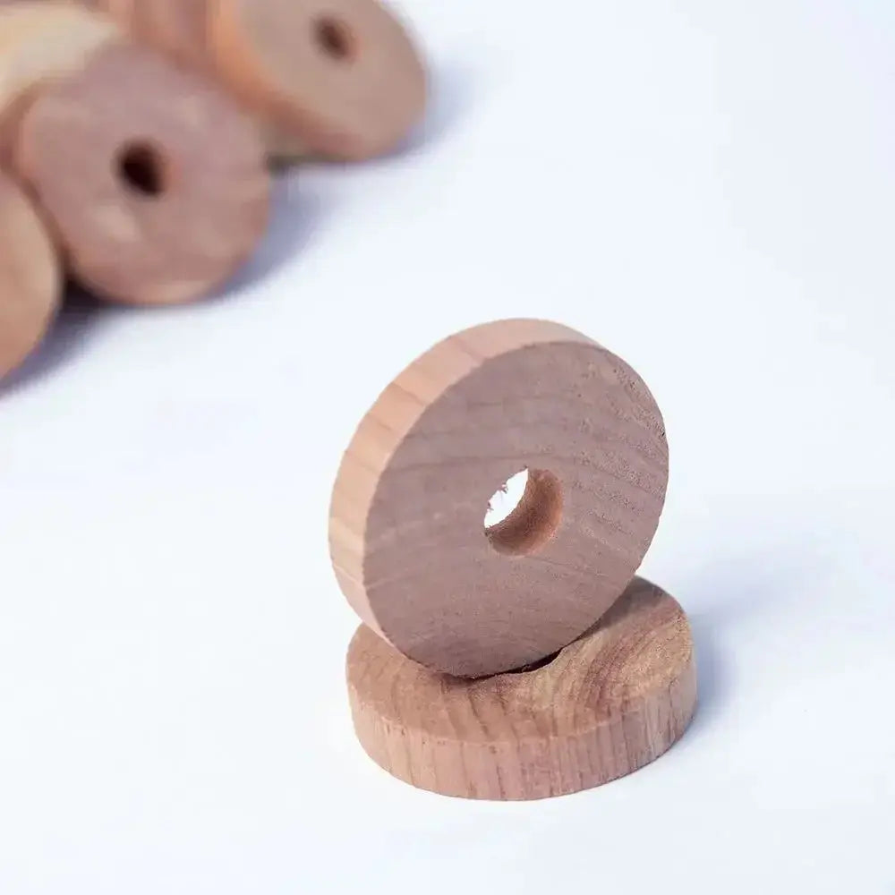 10× Natural Cedar Wood Blocks | Fresh Scent Wardrobe Drawer Moth Deterrent AEX