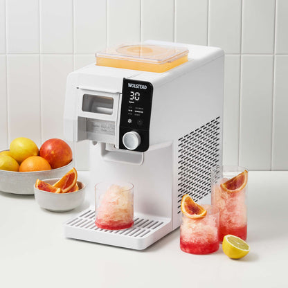 Wolstead Carnival Shaved Ice Maker 1L in white