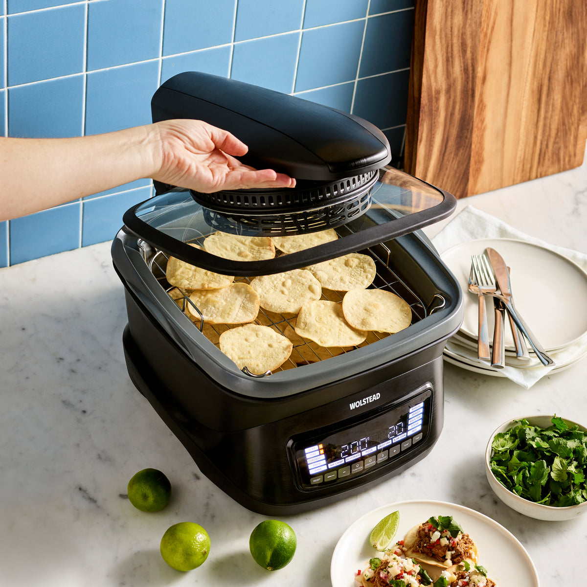 Wolstead Cookmaster 14-in-1 Multi Cooker Air Fryer 8L features