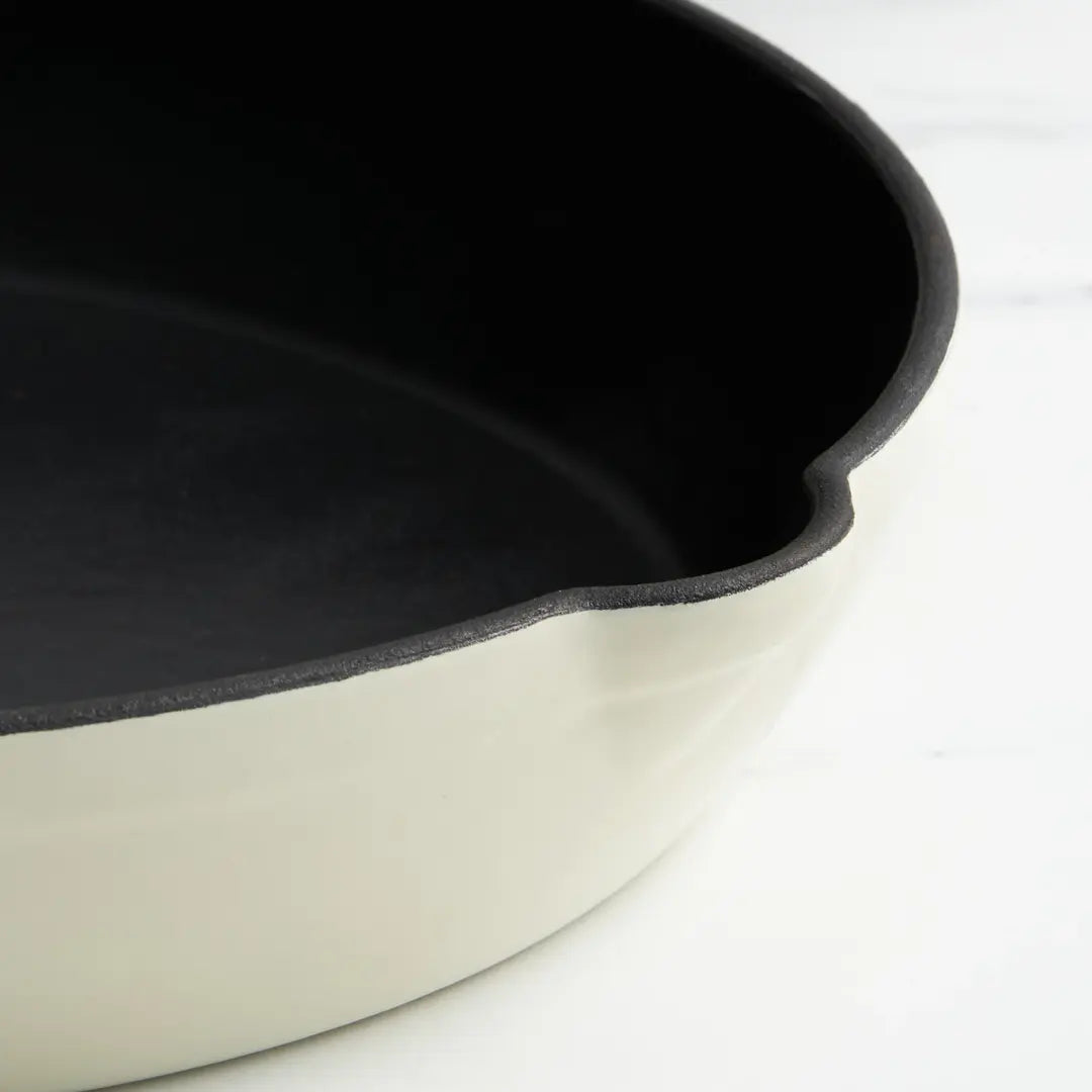 Wolstead Endure+ Enamel Cast Iron Frypan 25cm | Ivory | All Stovetops