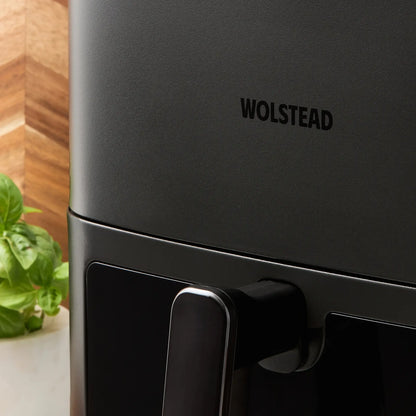 Wolstead Swift Air Fryer Ceramax non-stick crisping tray
