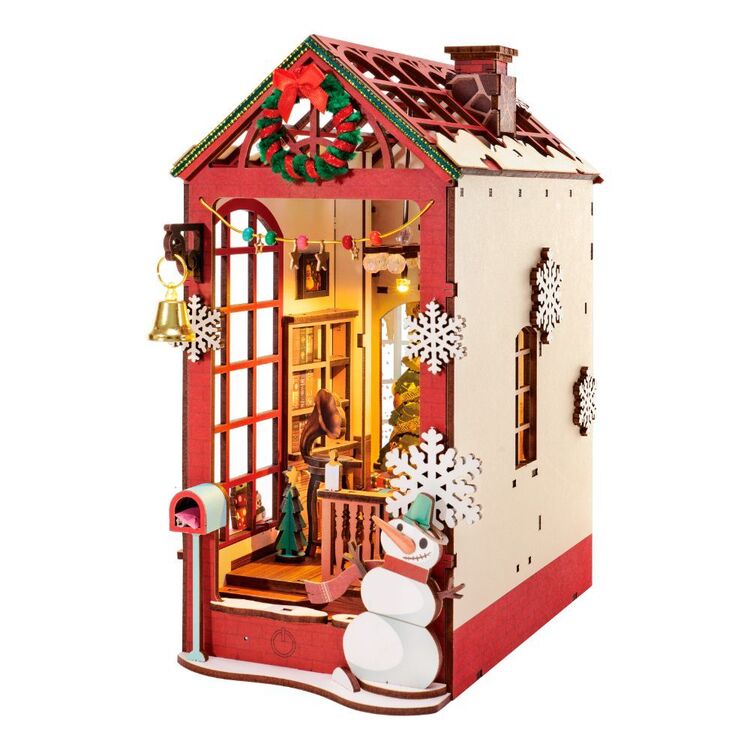 Robotime Rolife Christmas Indoor Scene Book Nook detail
