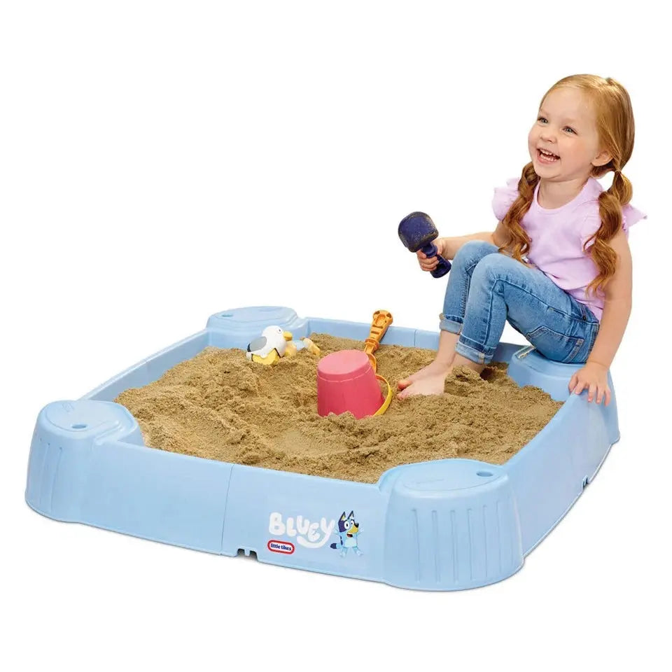 Little Tikes Bluey Beach Day Sandbox | Outdoor Sandpit Toy w/6 Accessories 1y+ AEX